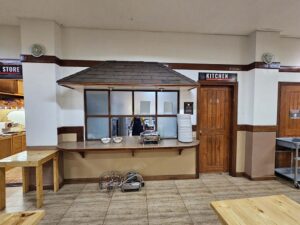 学校売店の隣にあるキッチン