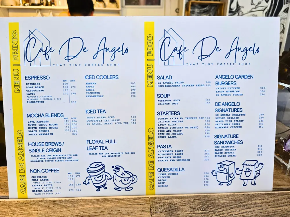 Café de Angeloのドリンクとフードが掲載されたメニュー表