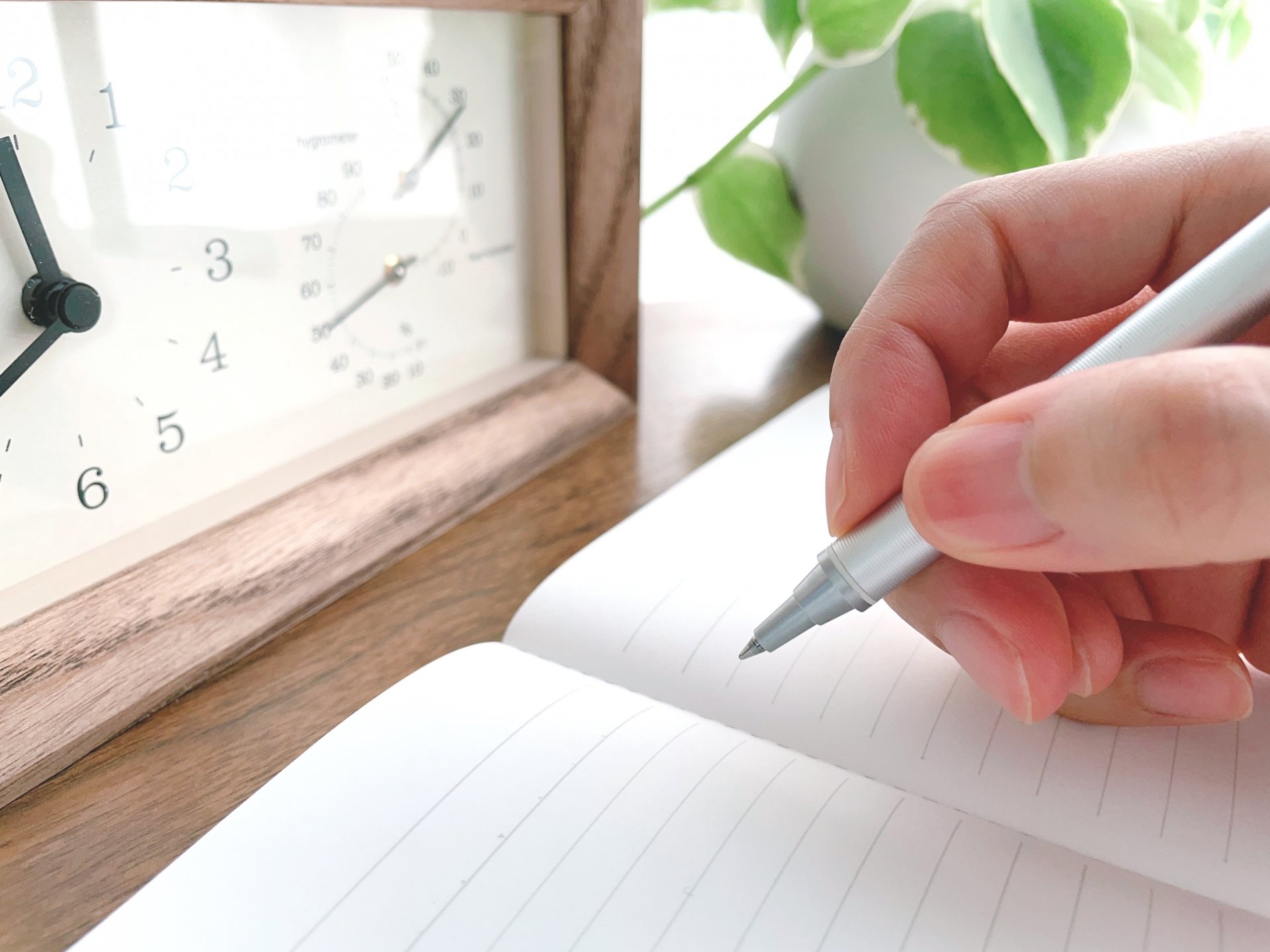 英語が身につく人はノートの使い方が違う？覚えやすく、復習しやすい英語ノートの作り方